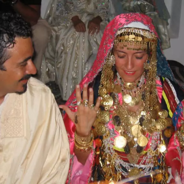 Fêtes Exclusives Hommes/Femmes à Djerba : Traditions et Célébrations Nuptiales