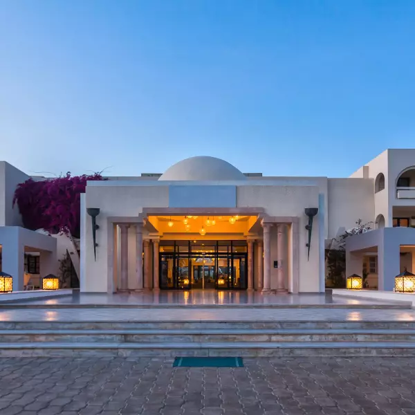 Découvrez le luxe et la détente à l’hôtel Djerba Aqua Resort