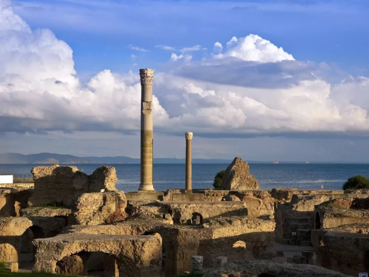 Découvrir les joyaux cachés de Carthage : un voyage à travers le temps